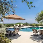 Amazing View-Pool-Spa Home Near Universal Studios & Beverly Hills